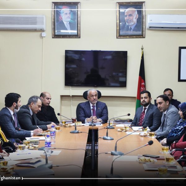 334D93D3-2A96-4C65-BF25-4C6576E7C786